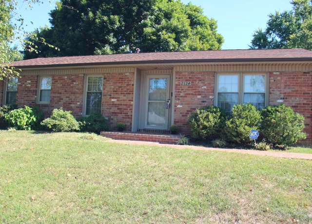 Property at 2124 Cypress Dr, Lexington, KY 40504, 3 beds, 2 baths