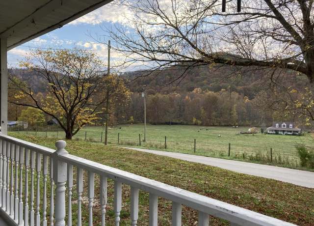 Property at 842 Lower Cane Creek Rd, Stanton, KY 40380, 2 beds, 1 bath