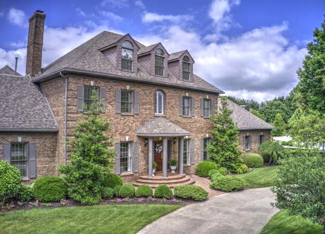 Property at 870 Mcmeekin Pl, Lexington, KY 40502, 4 beds, 3.5 baths