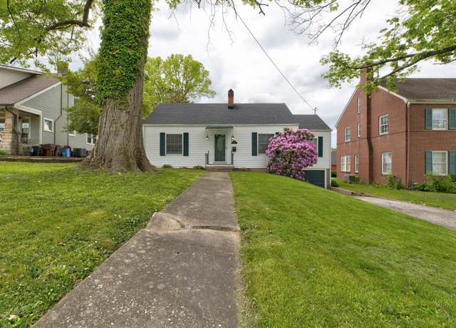 Property at 414 N Sycamore St, Mt Sterling, KY 40353, 3 beds, 2 baths