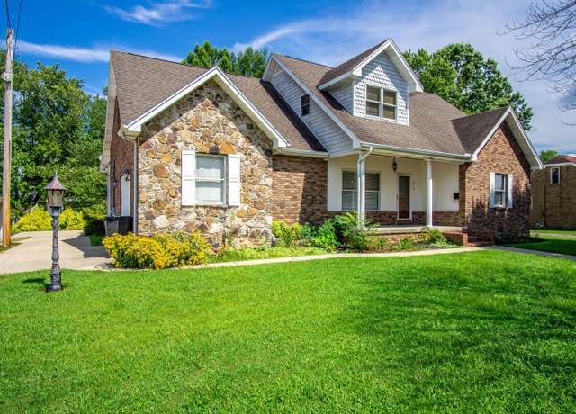 Property at 315 Ball Ave, Corbin, KY 40701, 3 beds, 2.5 baths