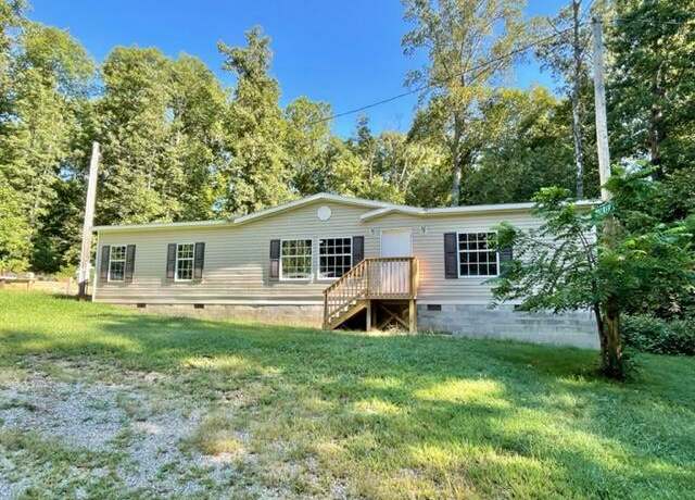 Property at 110 Pine Cir, Nancy, KY 42544, 3 beds, 2 baths