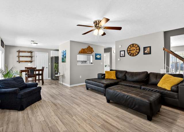 Property at 557 Southbrook Dr, Nicholasville, KY 40356, 4 beds, 2.5 baths