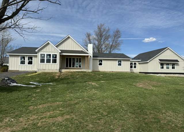 Property at 426 Concord Rd, Richmond, KY 40475, 4 beds, 2.5 baths