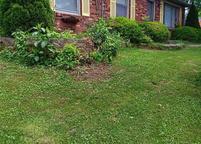 Property at 222 Holiday Rd, Winchester, KY 40391, 3 beds, 1 bath