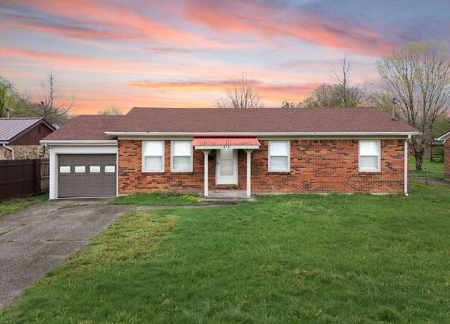 Property at 215 South Broadway St, Berea, KY 40403, 3 beds, 2 baths