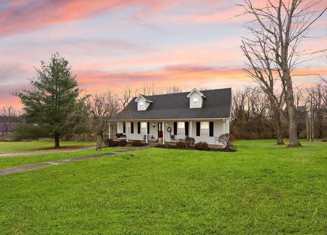 Property at 178 South Loop Dr, Stanford, KY 40484, 3 beds, 2.5 baths