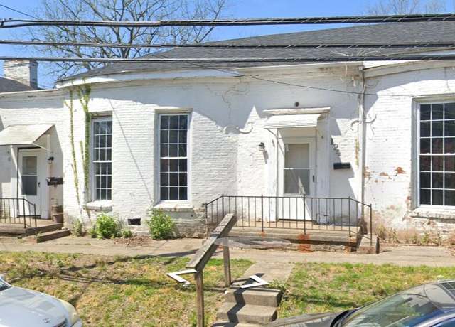 Property at 124-128 S Burns Ave, Winchester, KY 40391, 6 beds, 2 baths
