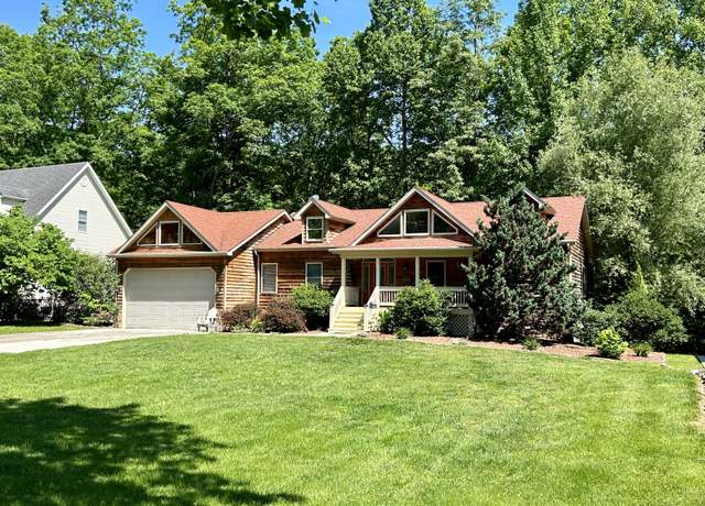 Property at 2650 Roberts Bend Rd, Burnside, KY 42519, 5 beds, 3 baths
