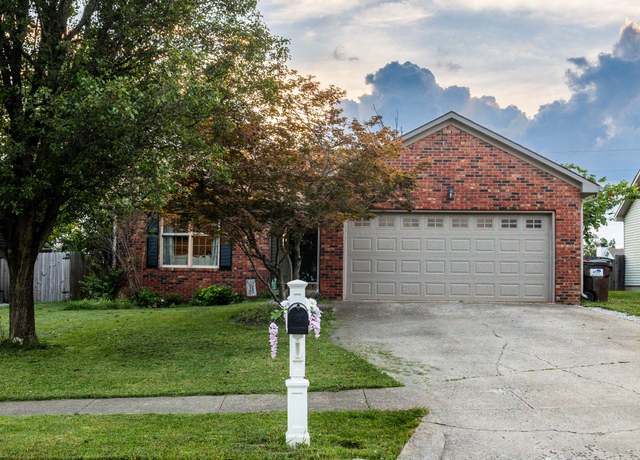 Property at 261 Applegrove Dr, Nicholasville, KY 40356, 3 beds, 2 baths