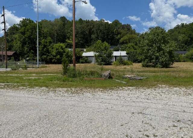 Property at 946 Hwy 52, Beattyville, KY 41311