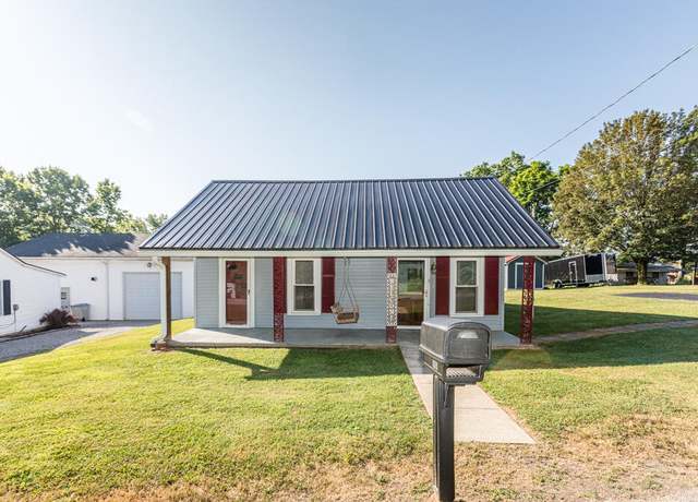 Property at 152 Calvert St, Stamping Ground, KY 40379, 1 bed, 1 bath