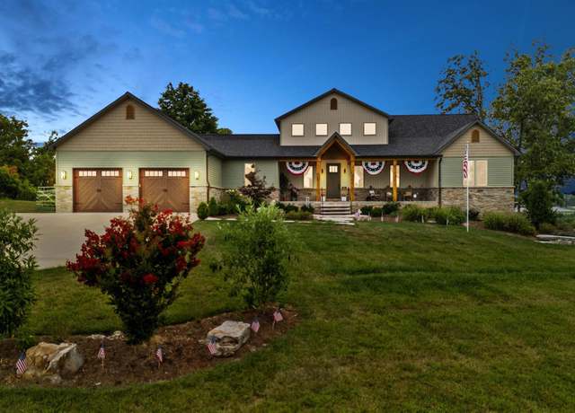 Property at 572 Hunter Dr, Lancaster, KY 40444, 4 beds, 4 baths