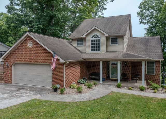 Property at 990 Prather Dr, Nancy, KY 42544, 4 beds, 3.5 baths