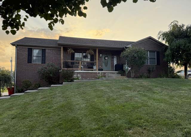 Property at 110 Springhill Ln, Berea, KY 40403, 3 beds, 2 baths