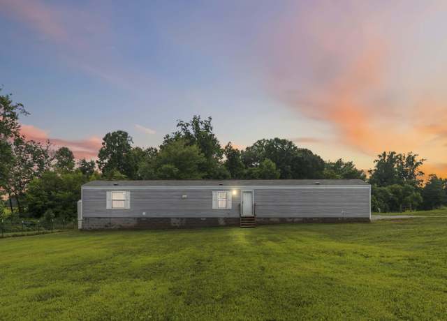 Property at 11705 Highway 39, Somerset, KY 42503, 4 beds, 2 baths