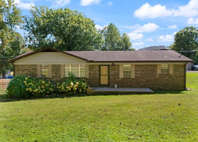Property at 15 Reece Blvd, Pineville, KY 40977, 3 beds, 2 baths