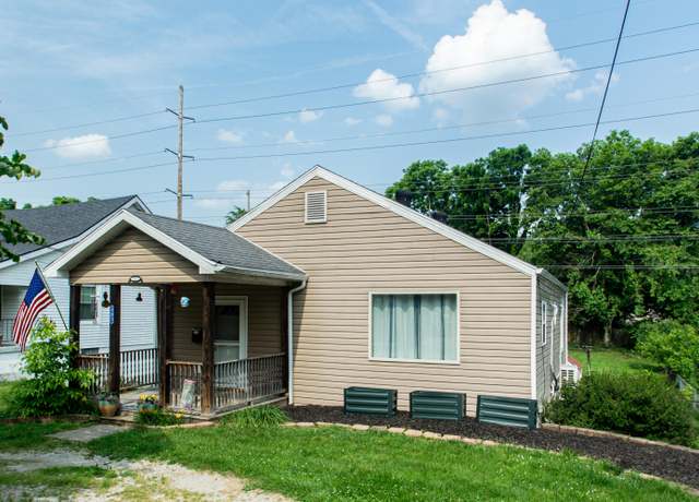 Property at 121 Meredith Ave, Frankfort, KY 40601, 2 beds, 2 baths