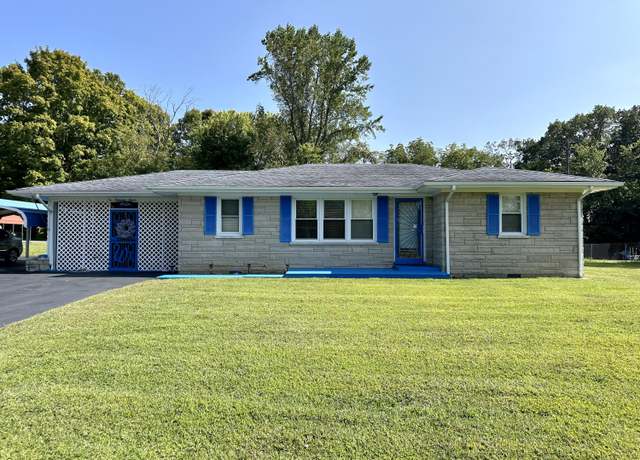 Property at 1007 Greensburg St, Columbia, KY 42728, 3 beds, 2 baths