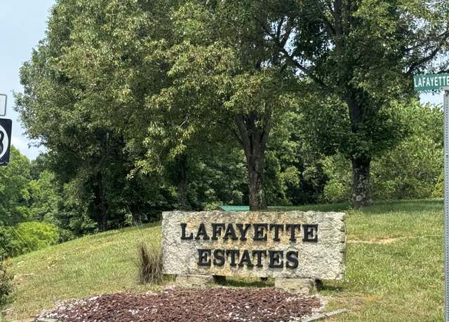 Property at 256 Lafayette Cir, Irvine, KY 40336