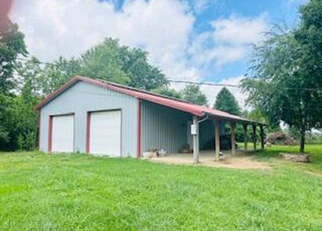 Property at 127 Circle St, London, KY 40744, 3 beds, 2 baths