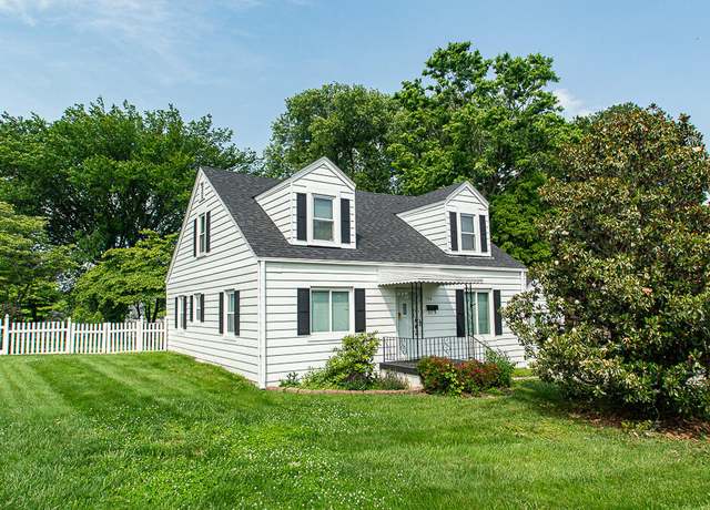 Property at 135 Rolling Acres Dr, Frankfort, KY 40601, 3 beds, 2 baths