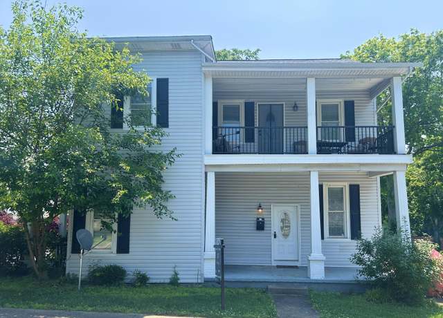 Property at 200 South 3rd St, Nicholasville, KY 40356, 3 beds, 2.5 baths