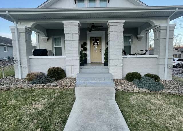 Property at 324 Sycamore Dr, Barbourville, KY 40906, 4 beds, 2 baths