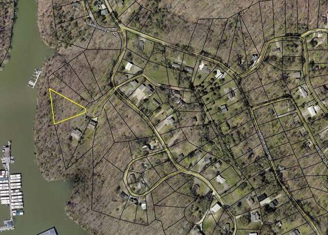 Property at 6 Marina Pointe Ct, Jamestown, KY 42629