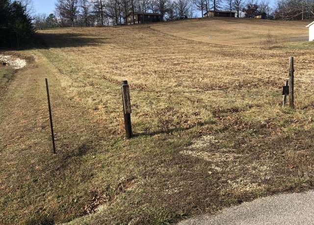 Property at 116 Fay St, Jeffersonville, KY 40337
