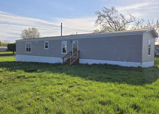 Property at 43 Honeysuckle Ln, Russell Springs, KY 42642, 3 beds, 2 baths