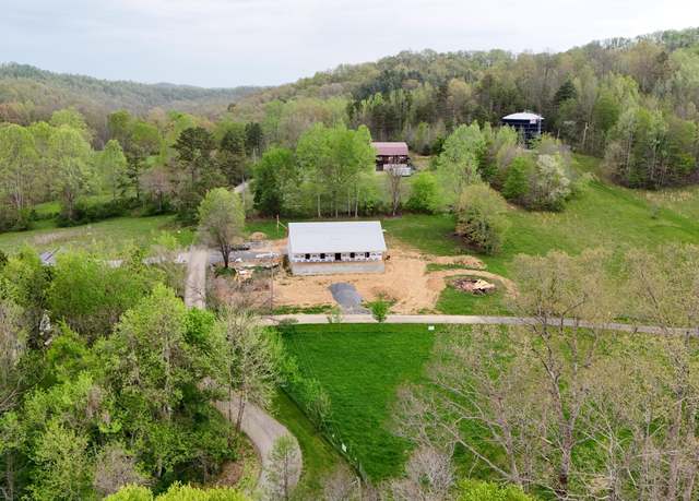 Property at 168 Bond Hl, Barbourville, KY 40906, 3 beds, 2 baths