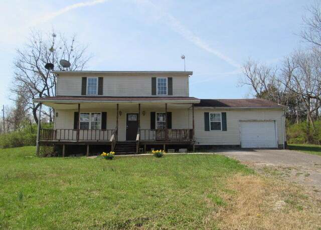 Property at 1007 North Maywood Rd, Stanford, KY 40484, 3 beds, 2.5 baths