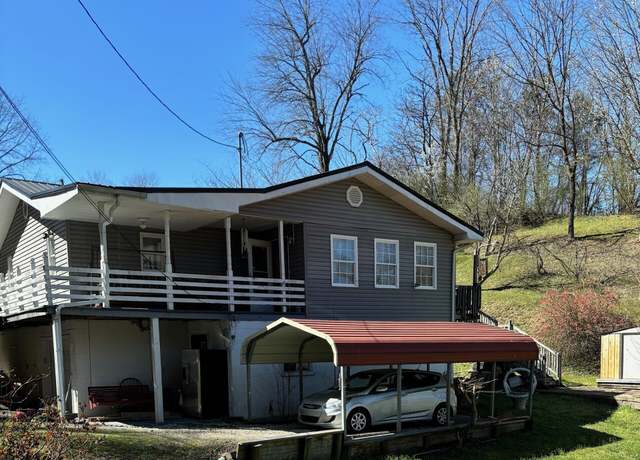 Property at 56 Old Harold Road Rd, Harold, KY 41635, 2 beds, 1.5 baths