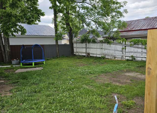 Property at 665 Shropshire Ave, Lexington, KY 40508