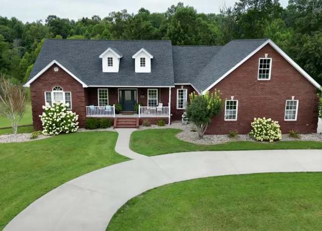 Property at 207 Remington Dr, Russell Springs, KY 42642, 5 beds, 3 baths