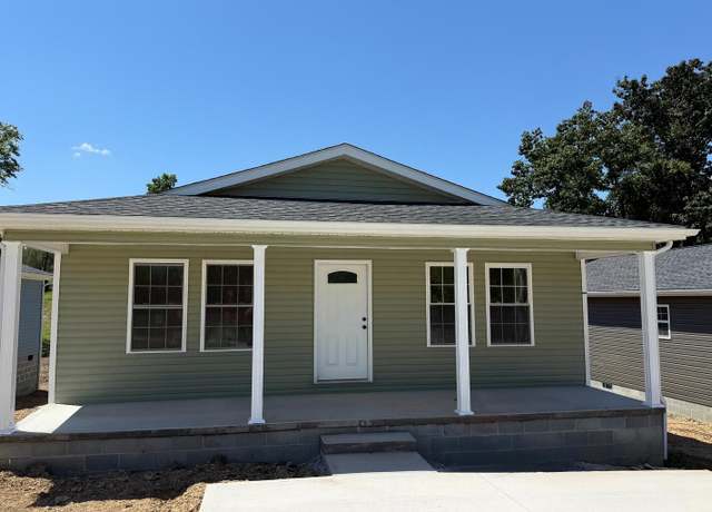 Property at 223 King St, Corbin, KY 40701, 3 beds, 2 baths