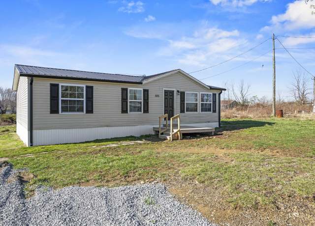 Property at 305 Wade Ln, Jeffersonville, KY 40337, 3 beds, 2 baths