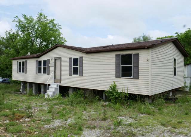 Property at 515 Pierce Ln, Frankfort, KY 40601, 2 beds, 2 baths