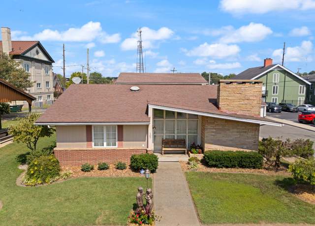 Property at 107 South Poplar St, Corbin, KY 40701, 3 beds, 3 baths