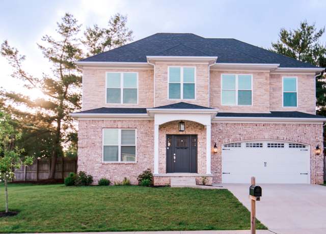 Property at 4299 Captains Ct, Lexington, KY 40513, 5 beds, 3 baths