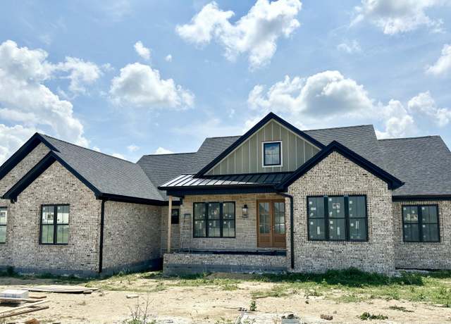 Property at 240 Berkley Hall Dr, Berea, KY 40403, 4 beds, 2.5 baths