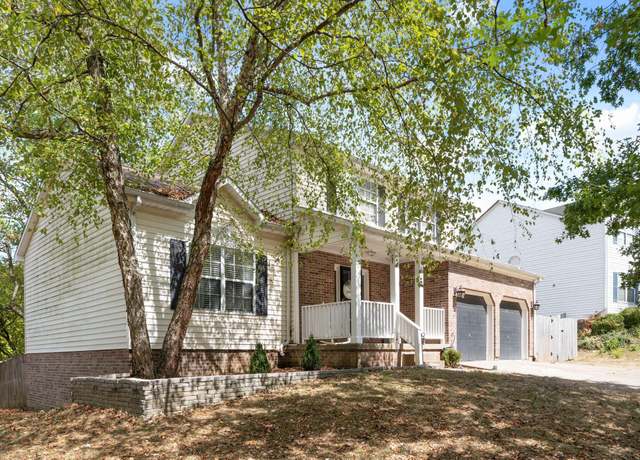 Property at 1208 Kenesaw Village Dr, Lexington, KY 40515, 4 beds, 2.5 baths