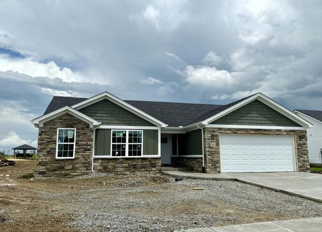 Property at 306 Mohegan Trl, Richmond, KY 40475, 3 beds, 2 baths