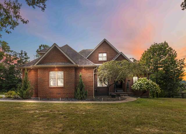 Property at 139 Summer Breeze Dr, Somerset, KY 42503, 5 beds, 3 baths