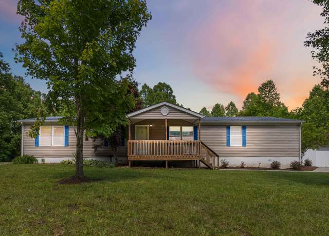Property at 8040 Somerset Rd, London, KY 40741, 4 beds, 2 baths
