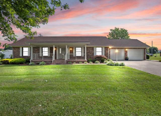 Property at 43 Farmington Ave, Monticello, KY 42633, 3 beds, 2 baths