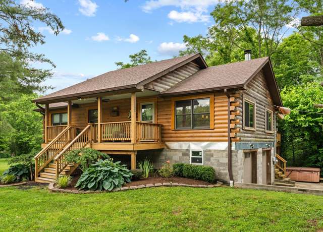 Property at 2849 Walnut Hill Rd, Lexington, KY 40515, 4 beds, 3 baths