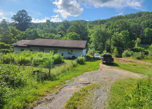 Property at 9840 US 119, Totz, KY 40870, 3 beds, 2 baths