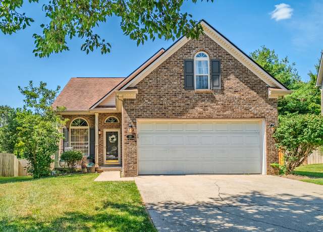 Property at 120 Greenway Ln, Lexington, KY 40511, 3 beds, 2 baths